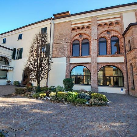 Villa Santa Maria Dell'Arco - Centro Oreb Cazzago San Martino Экстерьер фото